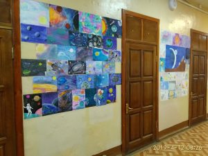 Выставка рисунков в МБОУ СОШ № 152, г. Самара.